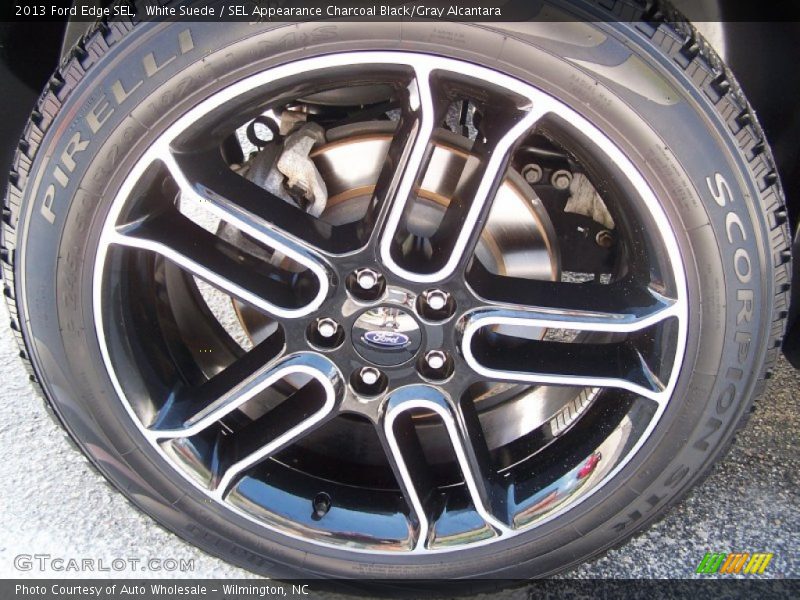 White Suede / SEL Appearance Charcoal Black/Gray Alcantara 2013 Ford Edge SEL
