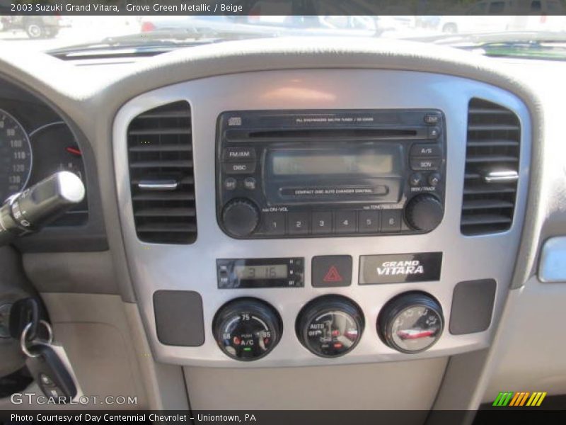 Grove Green Metallic / Beige 2003 Suzuki Grand Vitara