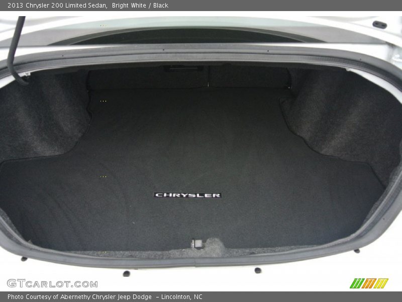 Bright White / Black 2013 Chrysler 200 Limited Sedan