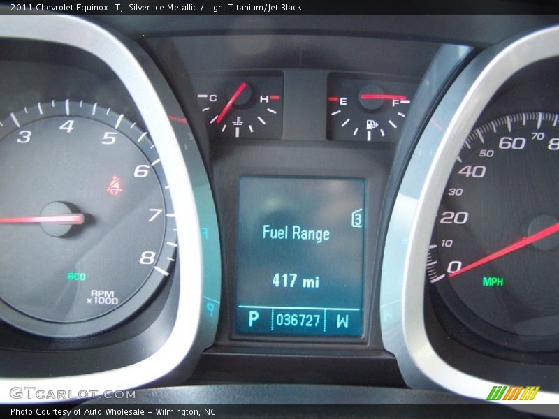 Silver Ice Metallic / Light Titanium/Jet Black 2011 Chevrolet Equinox LT