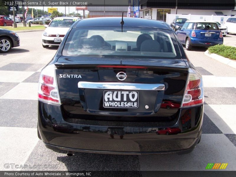 Super Black / Charcoal 2012 Nissan Sentra 2.0