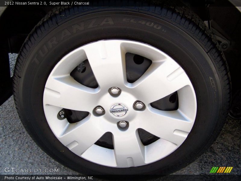 Super Black / Charcoal 2012 Nissan Sentra 2.0