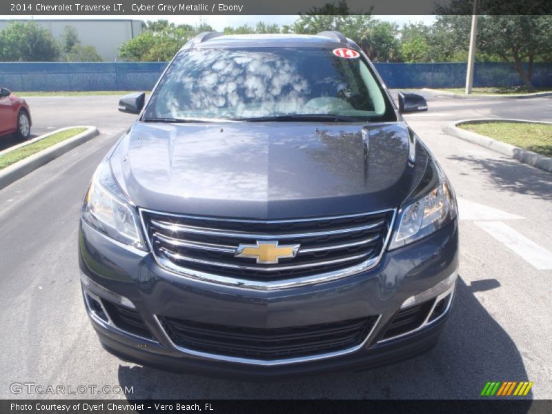 Cyber Grey Metallic / Ebony 2014 Chevrolet Traverse LT