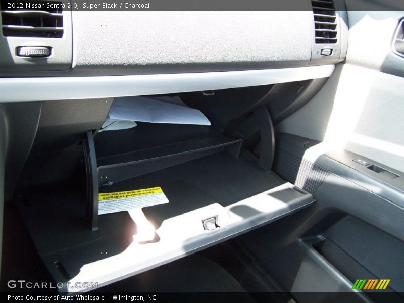 Super Black / Charcoal 2012 Nissan Sentra 2.0