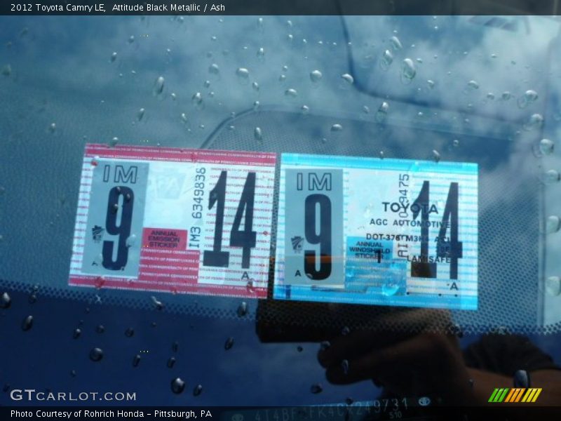 Attitude Black Metallic / Ash 2012 Toyota Camry LE