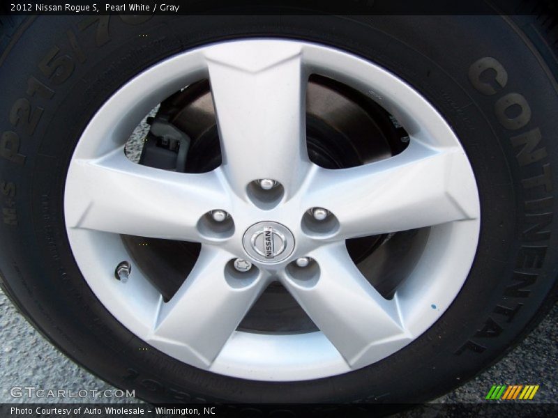 Pearl White / Gray 2012 Nissan Rogue S