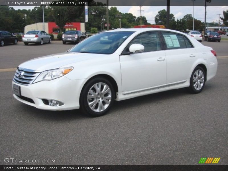 Blizzard White Pearl / Black 2012 Toyota Avalon