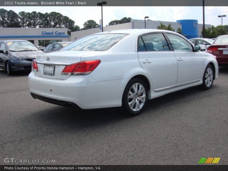 Blizzard White Pearl / Black 2012 Toyota Avalon