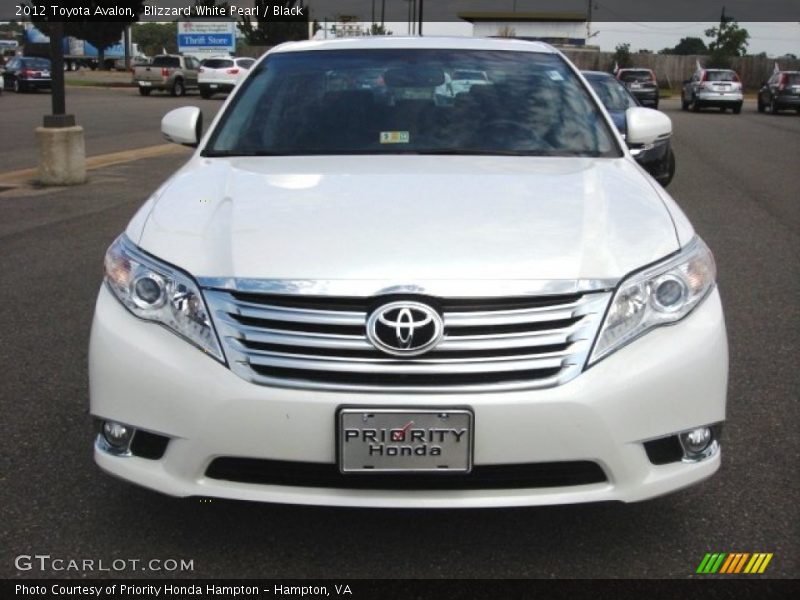 Blizzard White Pearl / Black 2012 Toyota Avalon