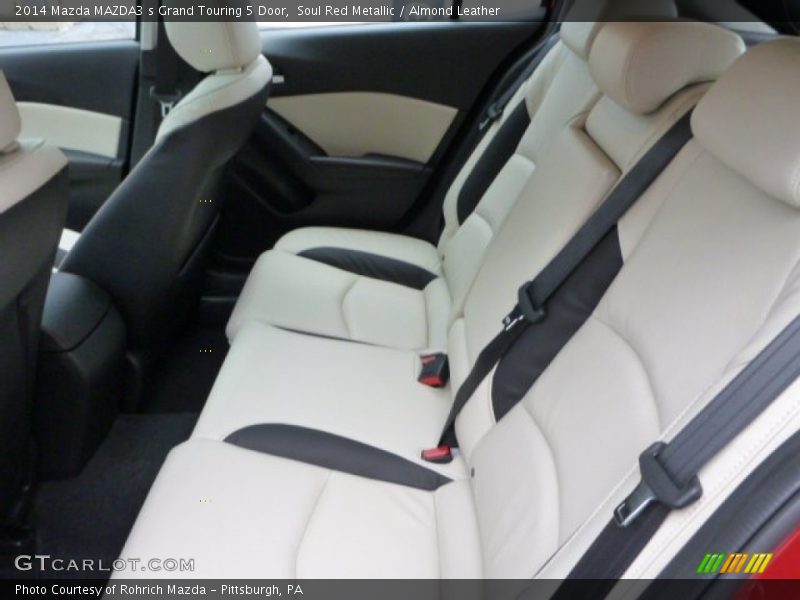 Rear Seat of 2014 MAZDA3 s Grand Touring 5 Door