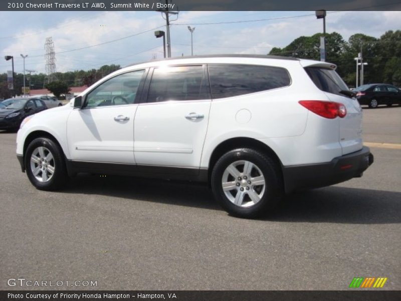 Summit White / Ebony 2010 Chevrolet Traverse LT AWD