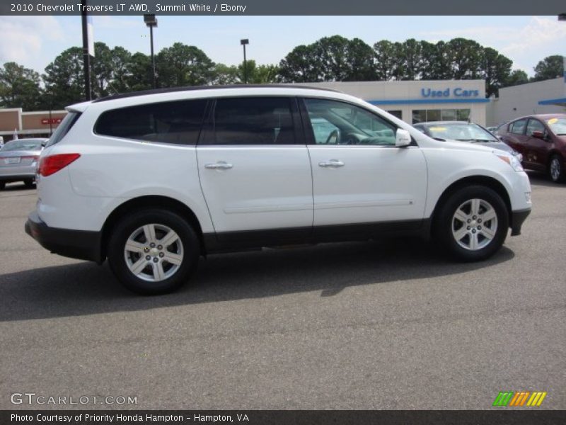 Summit White / Ebony 2010 Chevrolet Traverse LT AWD
