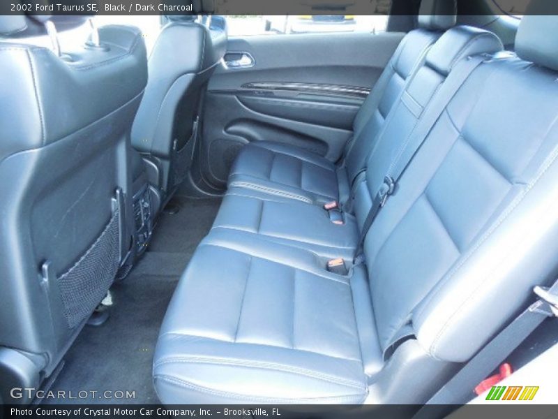 Black / Dark Charcoal 2002 Ford Taurus SE