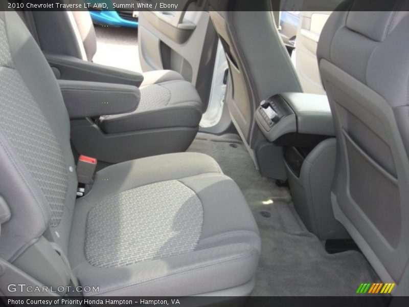 Summit White / Ebony 2010 Chevrolet Traverse LT AWD