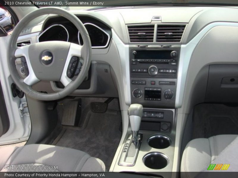 Summit White / Ebony 2010 Chevrolet Traverse LT AWD