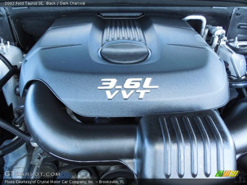 Black / Dark Charcoal 2002 Ford Taurus SE