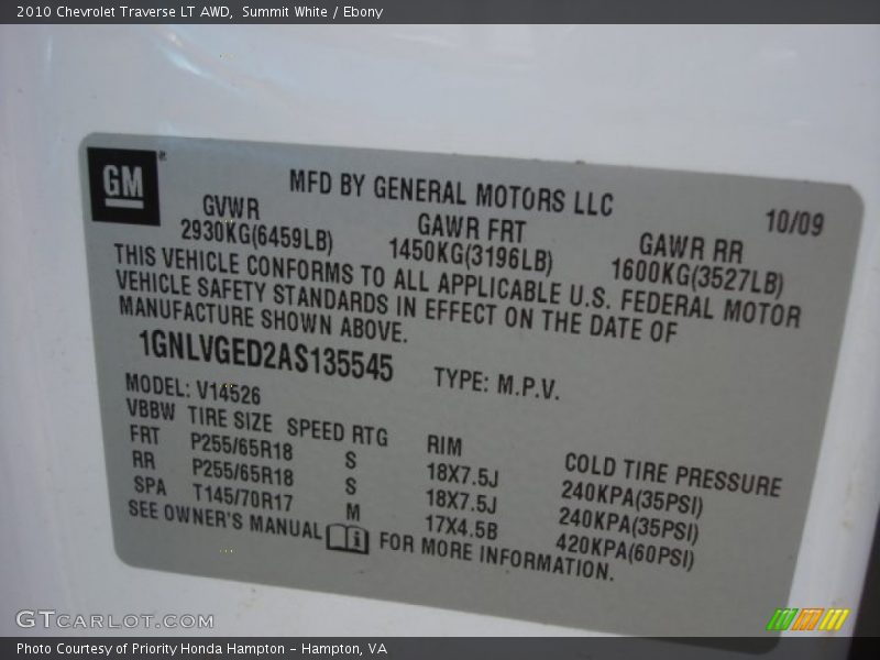 Summit White / Ebony 2010 Chevrolet Traverse LT AWD