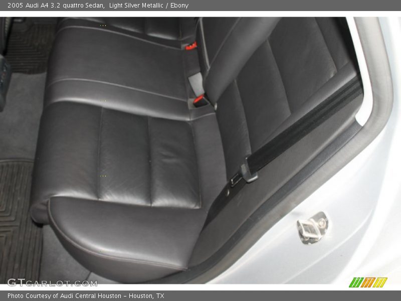 Light Silver Metallic / Ebony 2005 Audi A4 3.2 quattro Sedan
