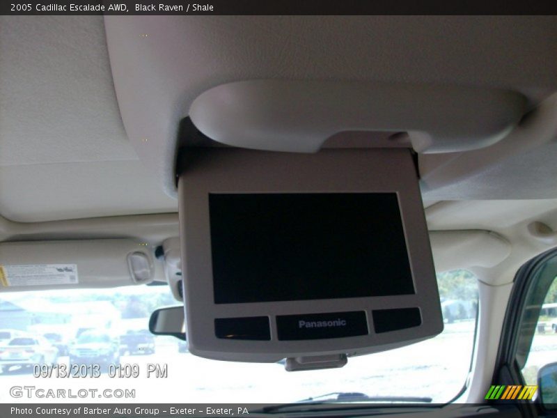 Black Raven / Shale 2005 Cadillac Escalade AWD