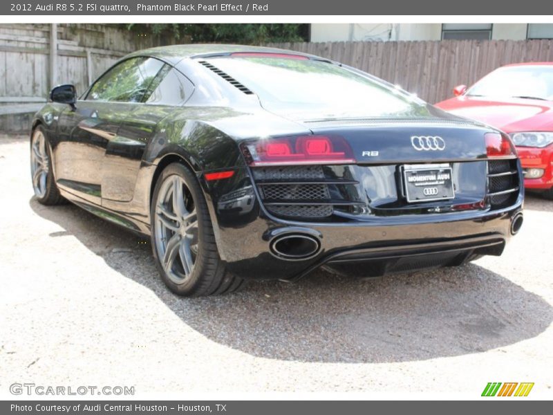 Phantom Black Pearl Effect / Red 2012 Audi R8 5.2 FSI quattro