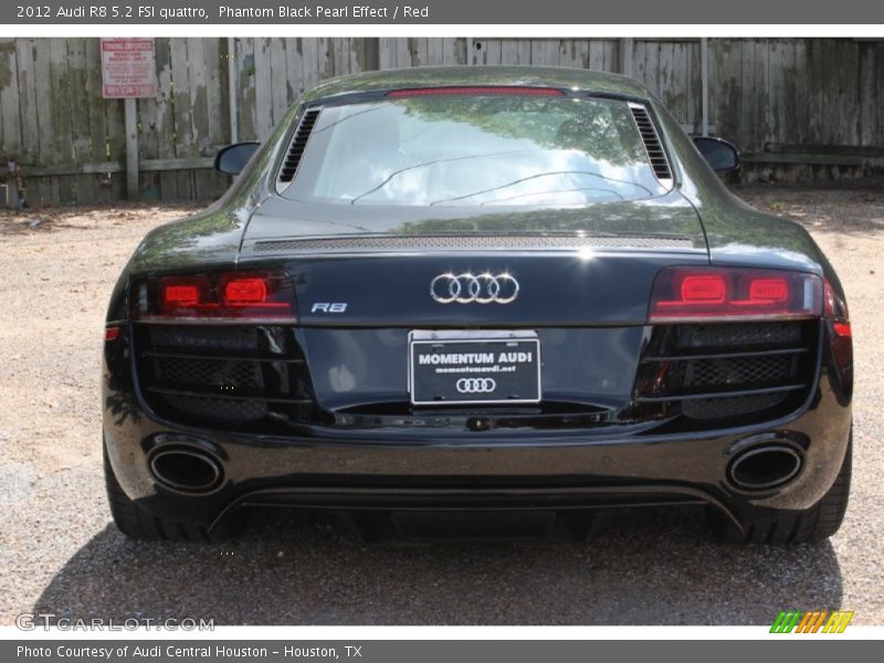 Phantom Black Pearl Effect / Red 2012 Audi R8 5.2 FSI quattro
