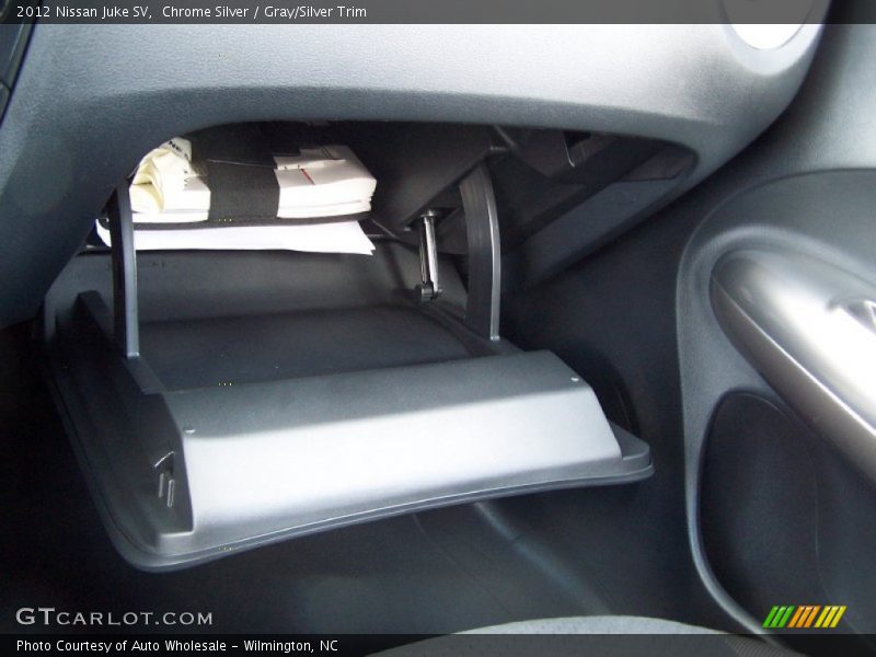 Chrome Silver / Gray/Silver Trim 2012 Nissan Juke SV
