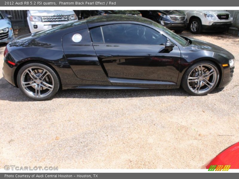  2012 R8 5.2 FSI quattro Phantom Black Pearl Effect