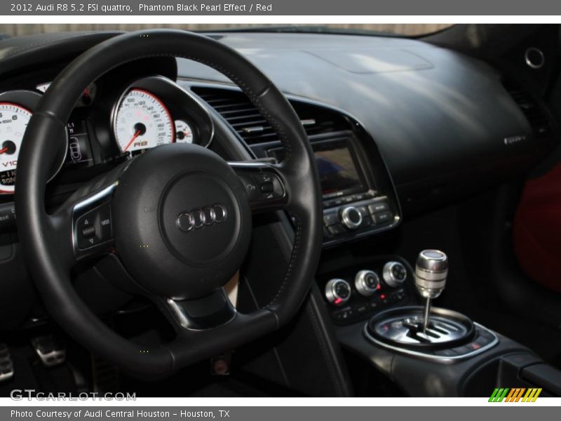 Phantom Black Pearl Effect / Red 2012 Audi R8 5.2 FSI quattro