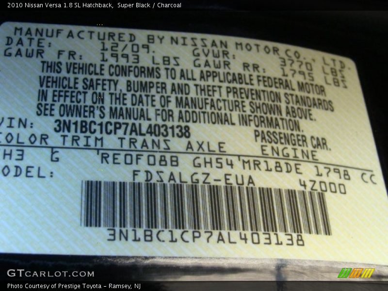 Super Black / Charcoal 2010 Nissan Versa 1.8 SL Hatchback