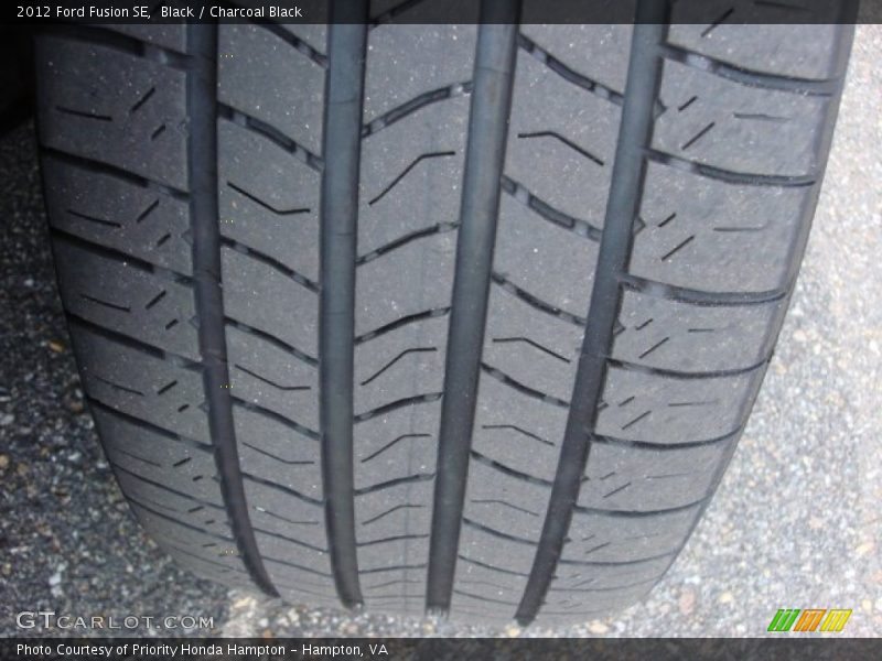 Black / Charcoal Black 2012 Ford Fusion SE