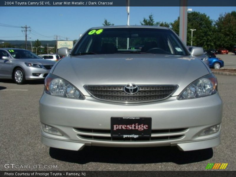 Lunar Mist Metallic / Dark Charcoal 2004 Toyota Camry SE V6