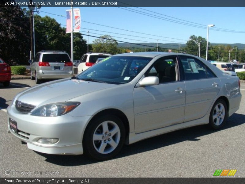 Lunar Mist Metallic / Dark Charcoal 2004 Toyota Camry SE V6