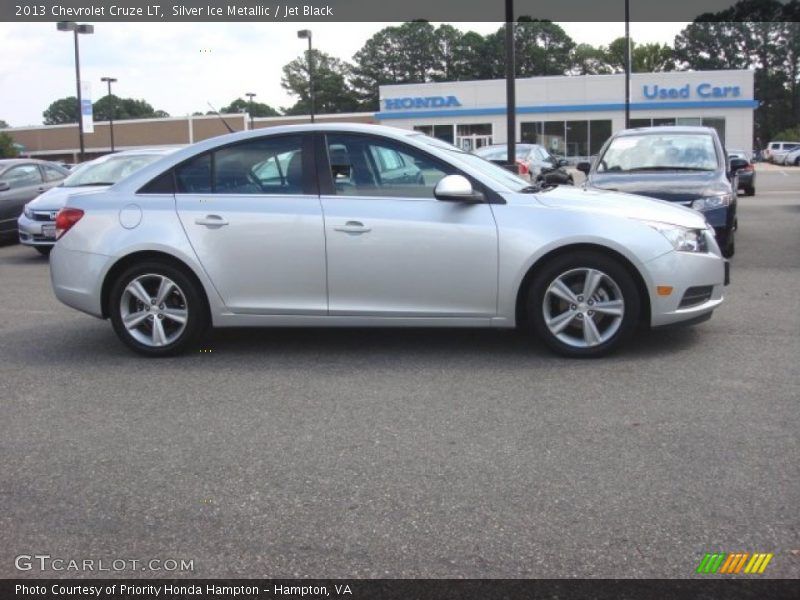 Silver Ice Metallic / Jet Black 2013 Chevrolet Cruze LT