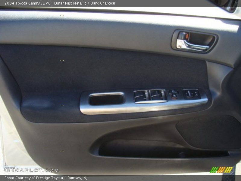 Lunar Mist Metallic / Dark Charcoal 2004 Toyota Camry SE V6