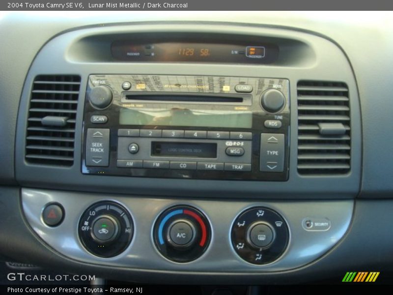 Lunar Mist Metallic / Dark Charcoal 2004 Toyota Camry SE V6