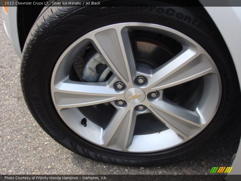 Silver Ice Metallic / Jet Black 2013 Chevrolet Cruze LT