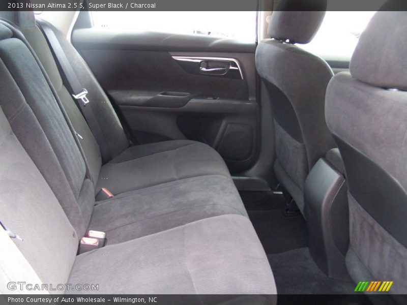 Super Black / Charcoal 2013 Nissan Altima 2.5 S