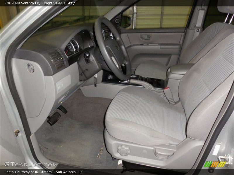 Bright Silver / Gray 2009 Kia Sorento LX