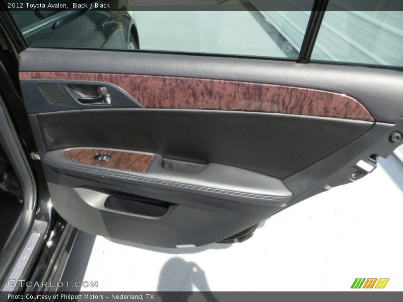 Black / Black 2012 Toyota Avalon