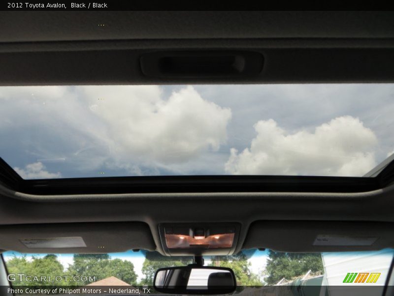 Black / Black 2012 Toyota Avalon