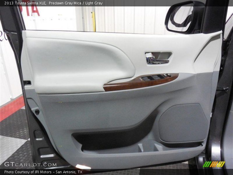 Predawn Gray Mica / Light Gray 2013 Toyota Sienna XLE