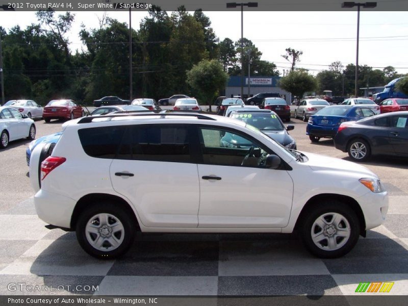 Super White / Sand Beige 2012 Toyota RAV4 I4