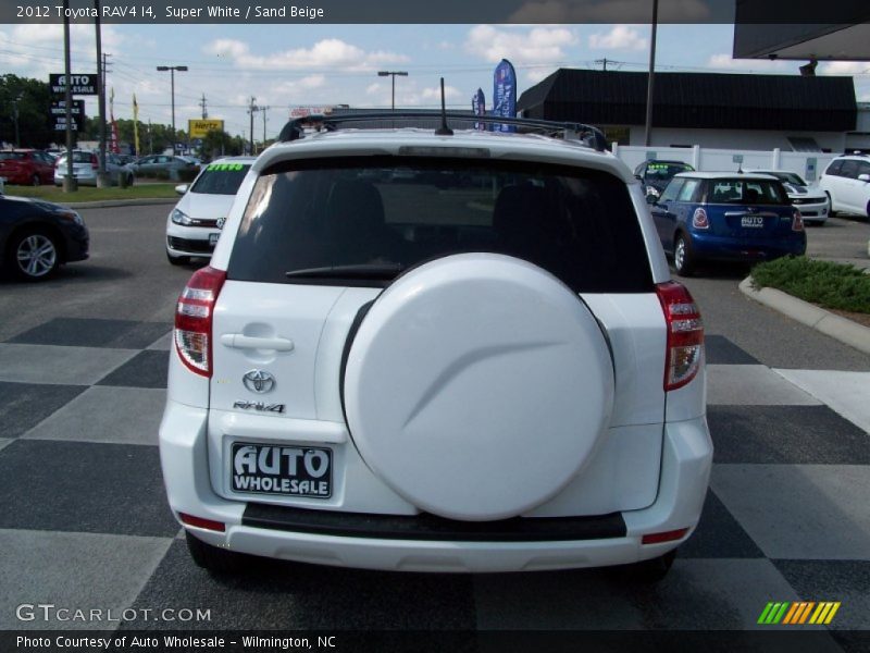 Super White / Sand Beige 2012 Toyota RAV4 I4