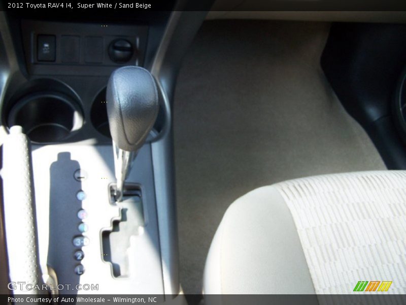 Super White / Sand Beige 2012 Toyota RAV4 I4