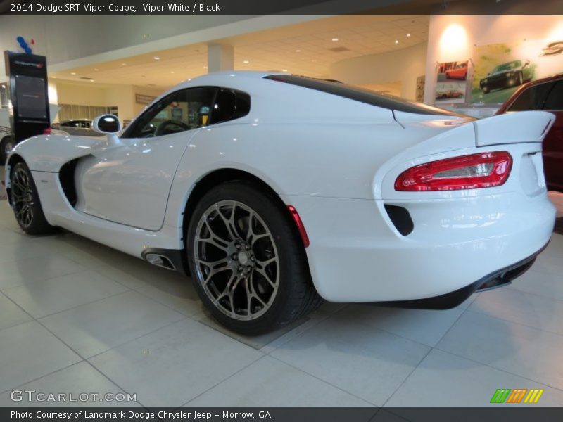  2014 SRT Viper Coupe Viper White