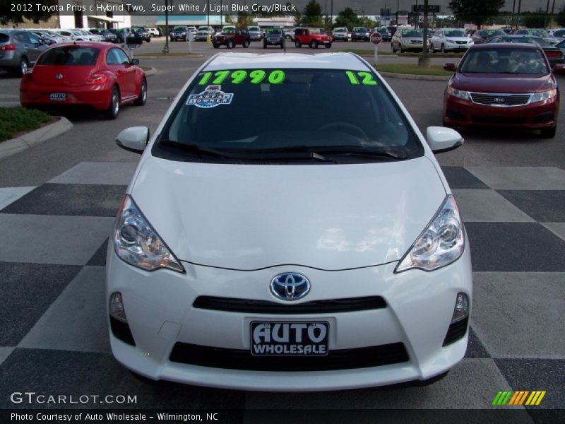 Super White / Light Blue Gray/Black 2012 Toyota Prius c Hybrid Two
