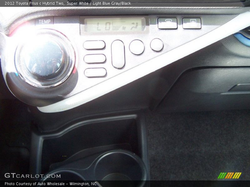 Super White / Light Blue Gray/Black 2012 Toyota Prius c Hybrid Two