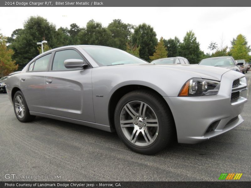 Front 3/4 View of 2014 Charger R/T
