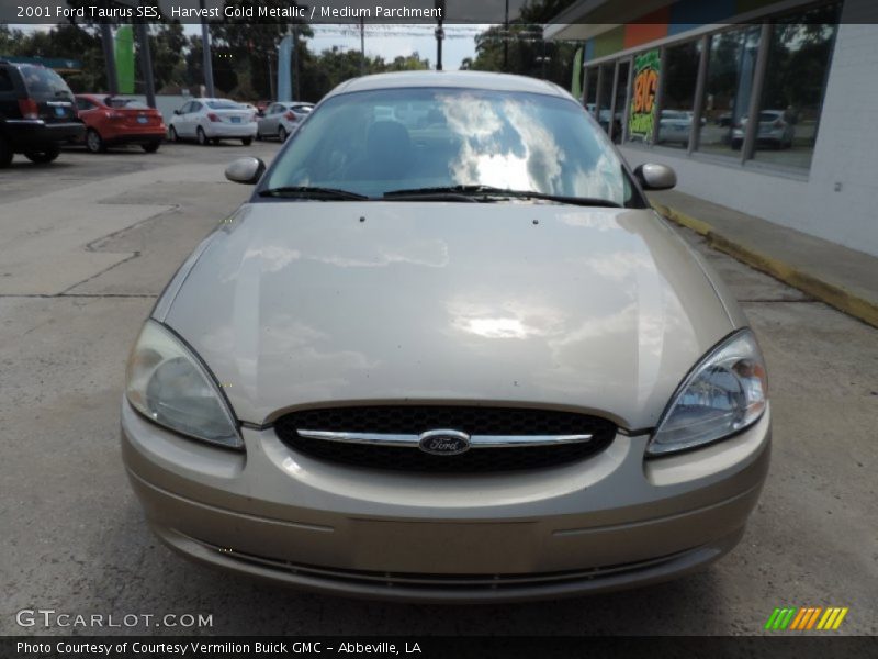 Harvest Gold Metallic / Medium Parchment 2001 Ford Taurus SES