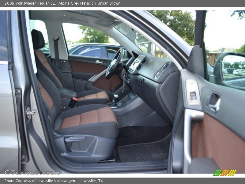 Alpine Grey Metallic / Urban Brown 2009 Volkswagen Tiguan SE